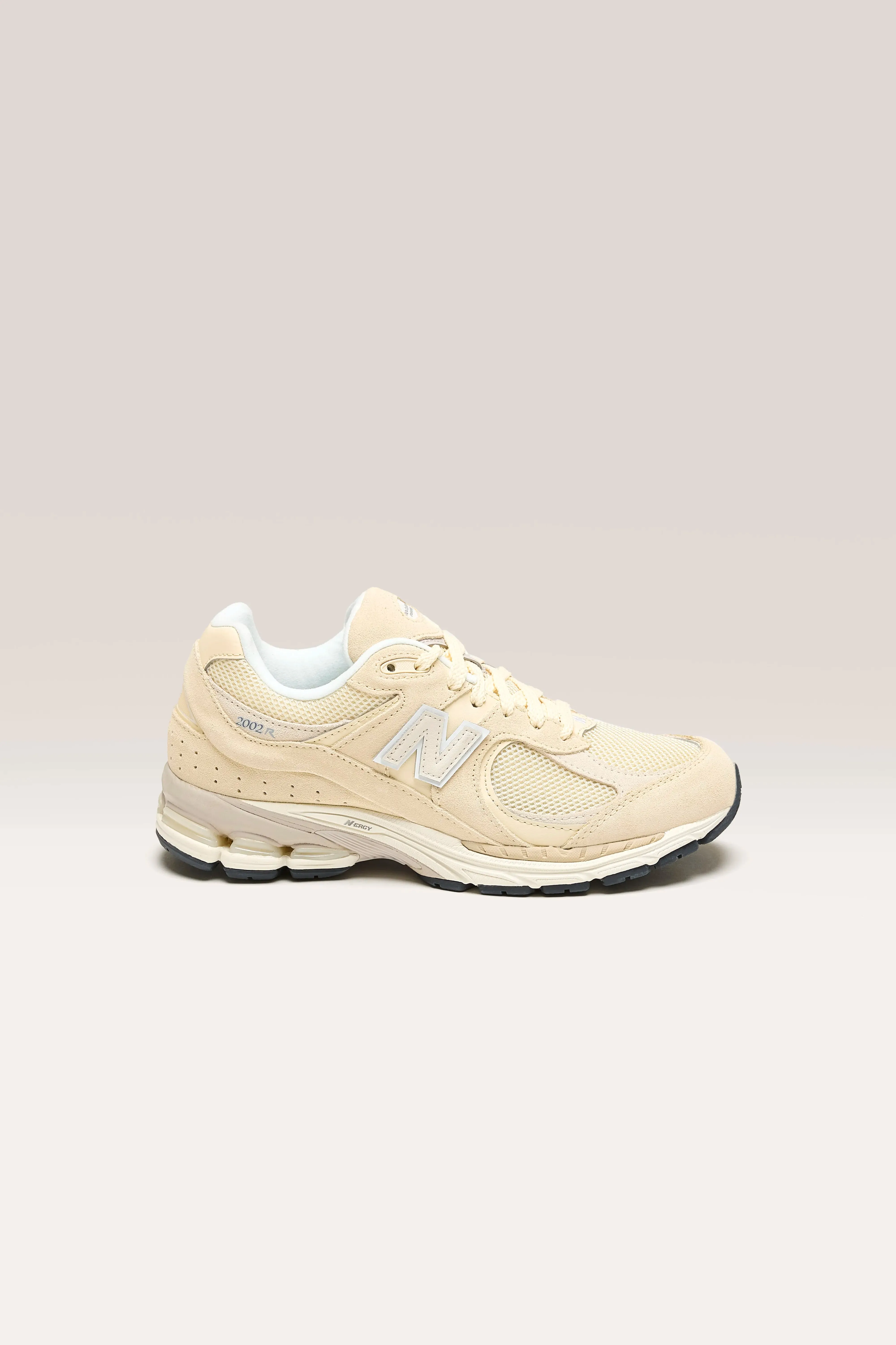 2002R For Women (242 / W / BEIGE)