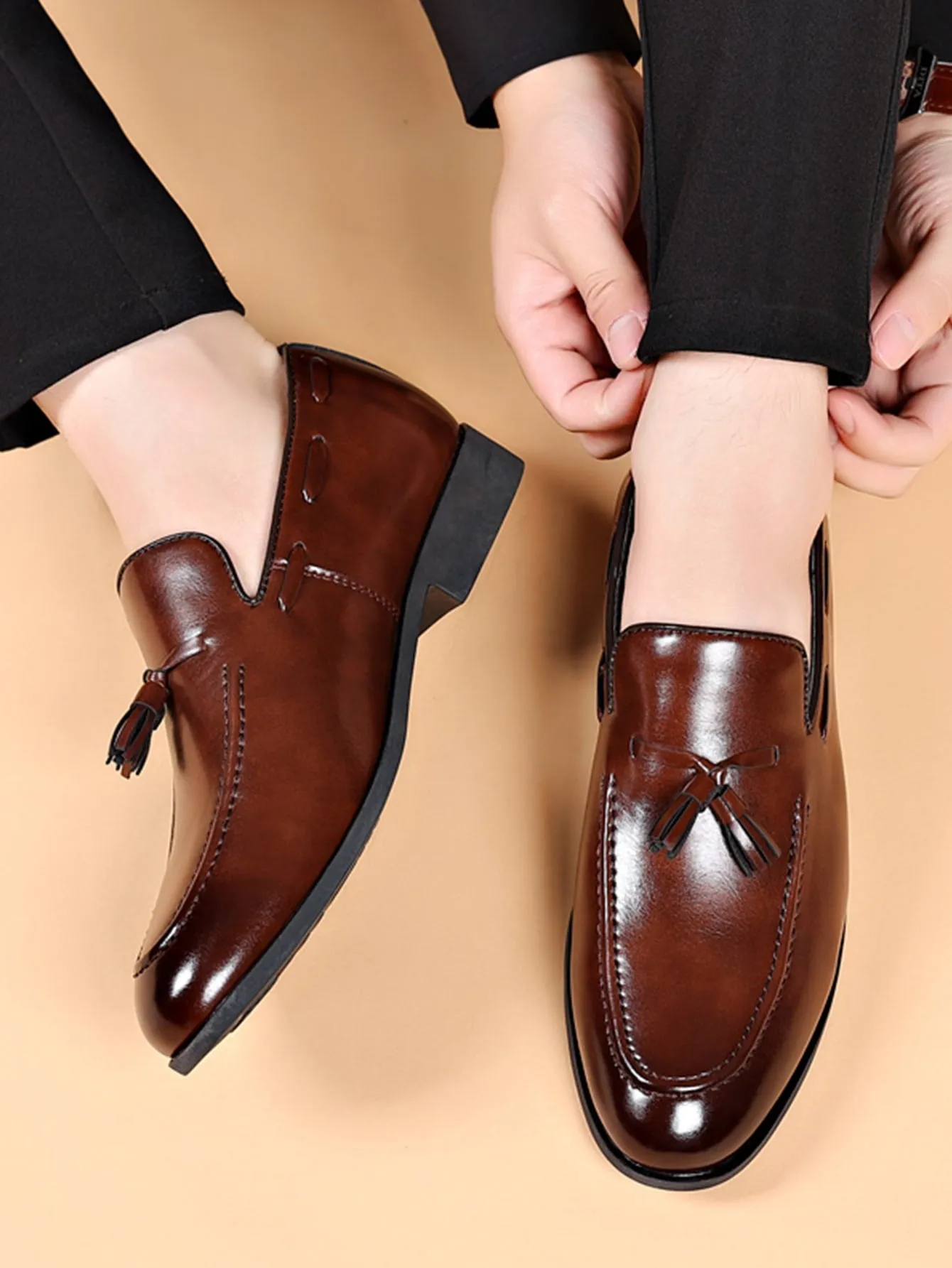 Classic British Style Fringed Loafers For Men