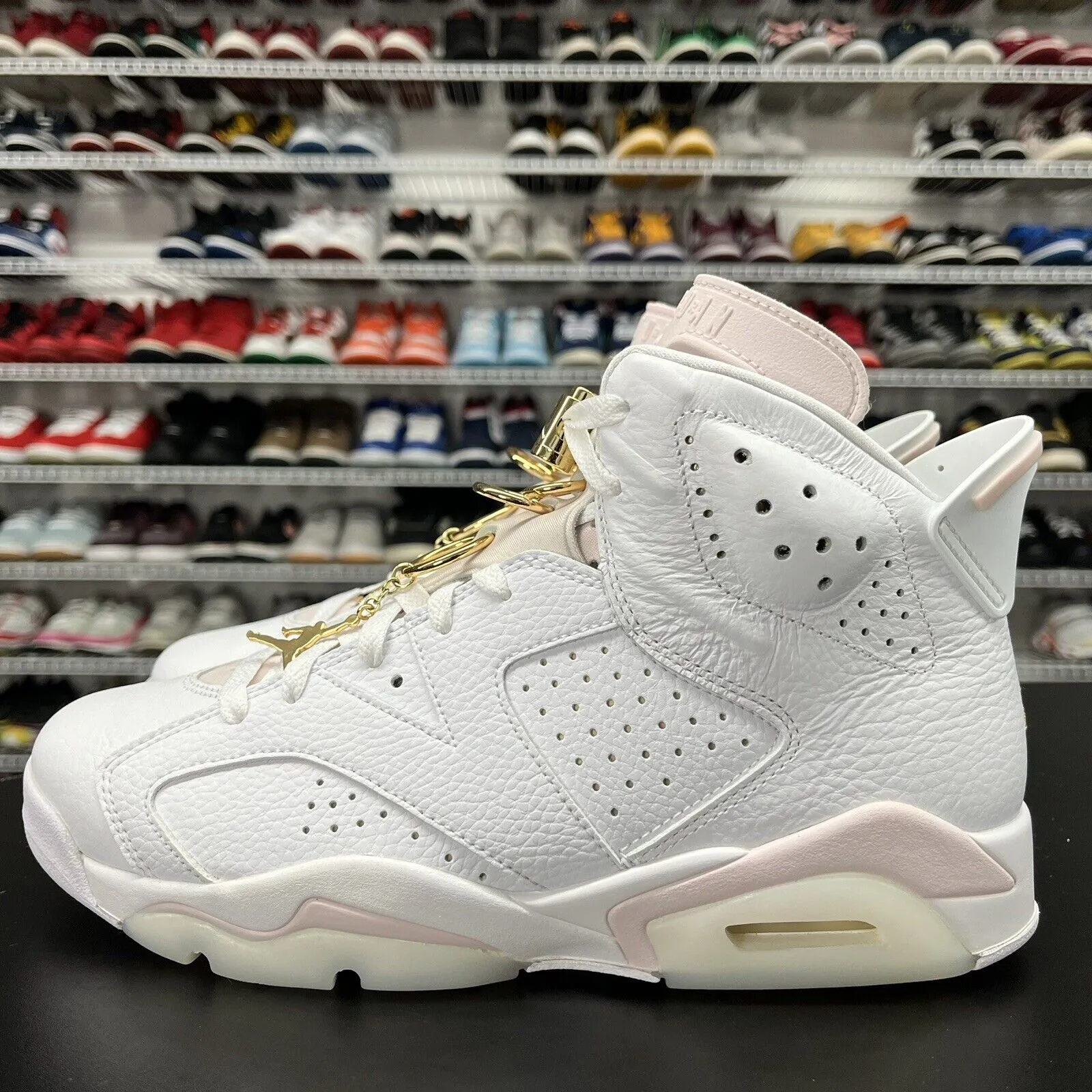 Nike Air Jordan 6 Gold Hoops Sneakers DH9696-100 Women's Size 11