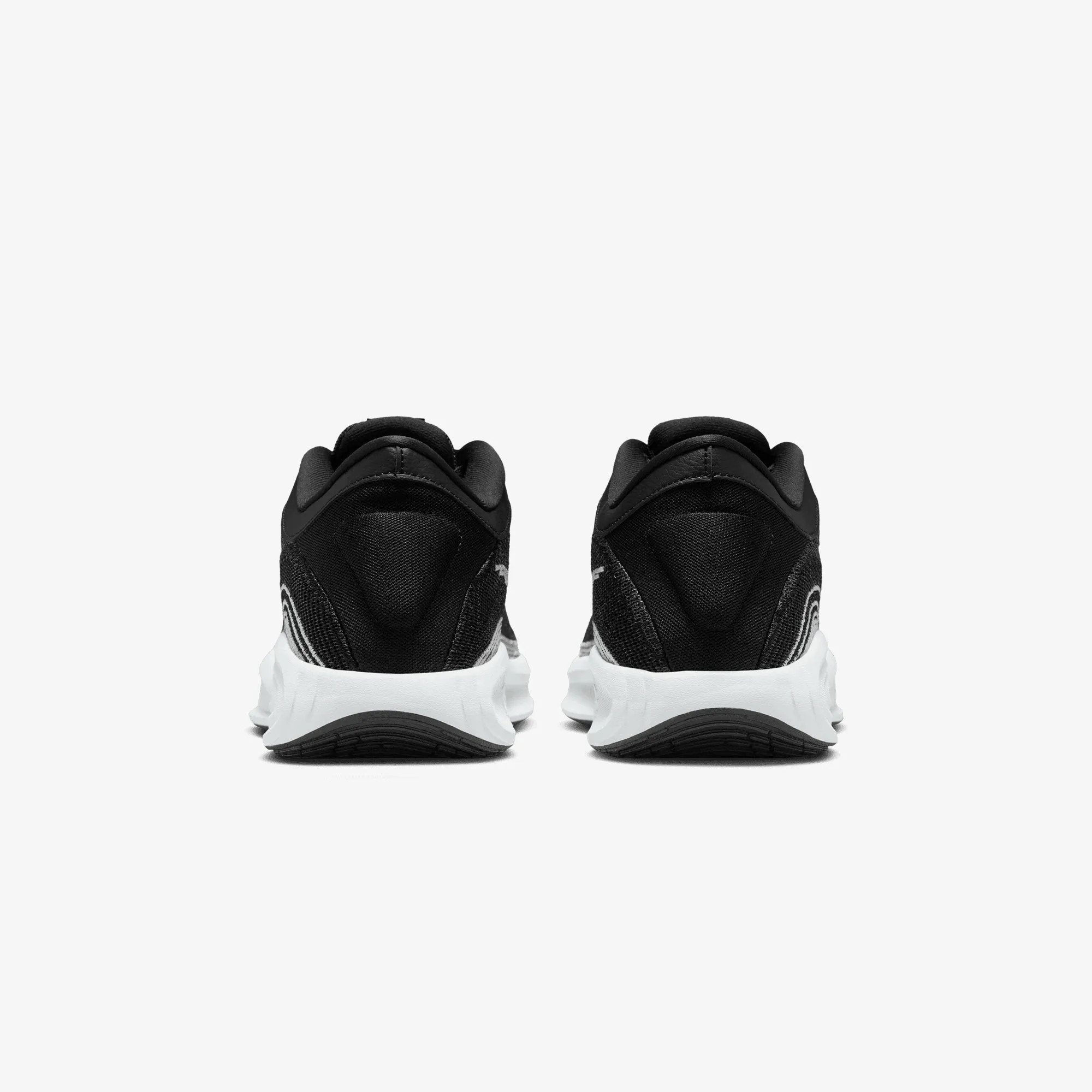 NIKE | G.T. HUSTLE ACADEMY EP { BLACK/WHITE