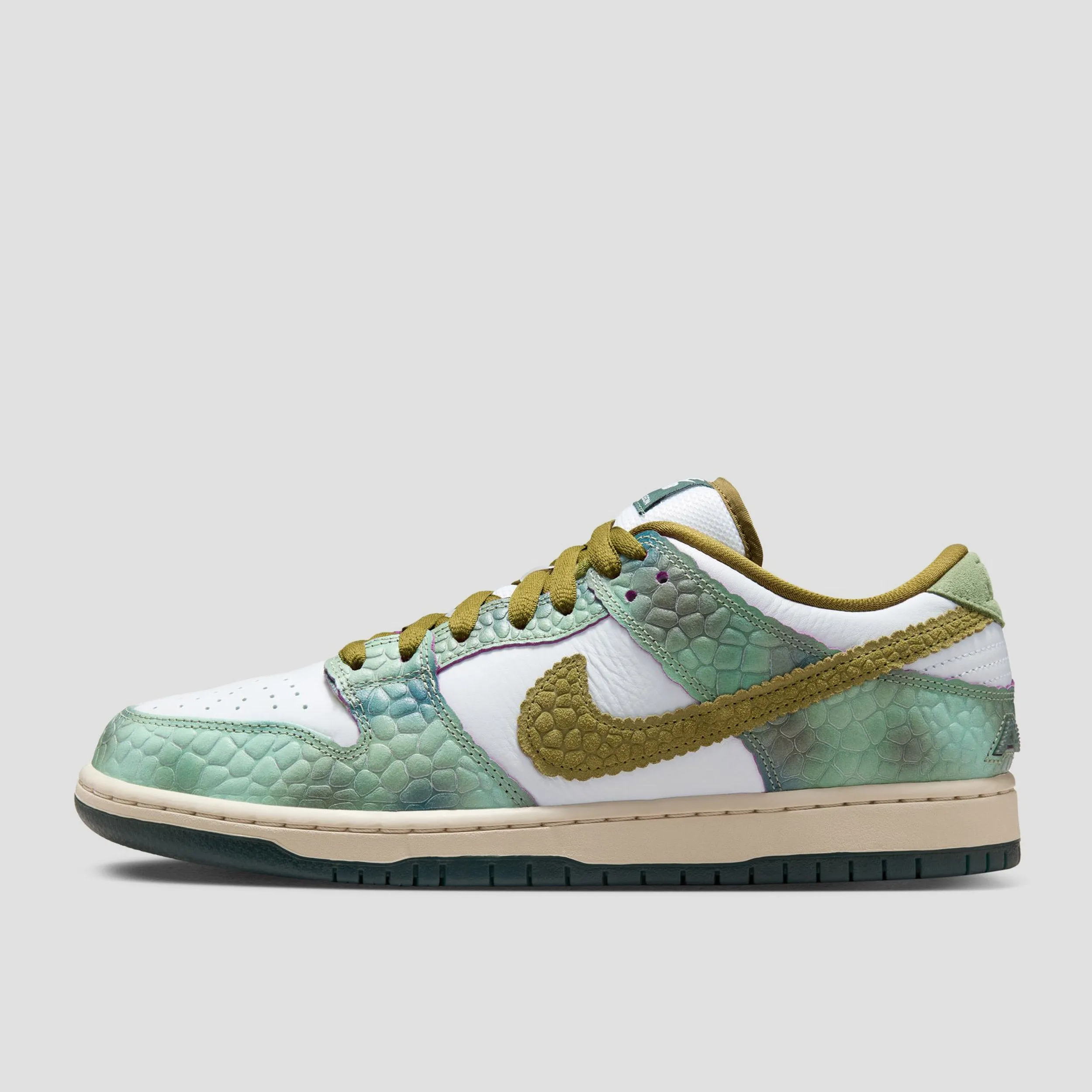 Nike SB Dunk Low Pro Alexis Skate Shoes Oil Green / Desert Moss / White