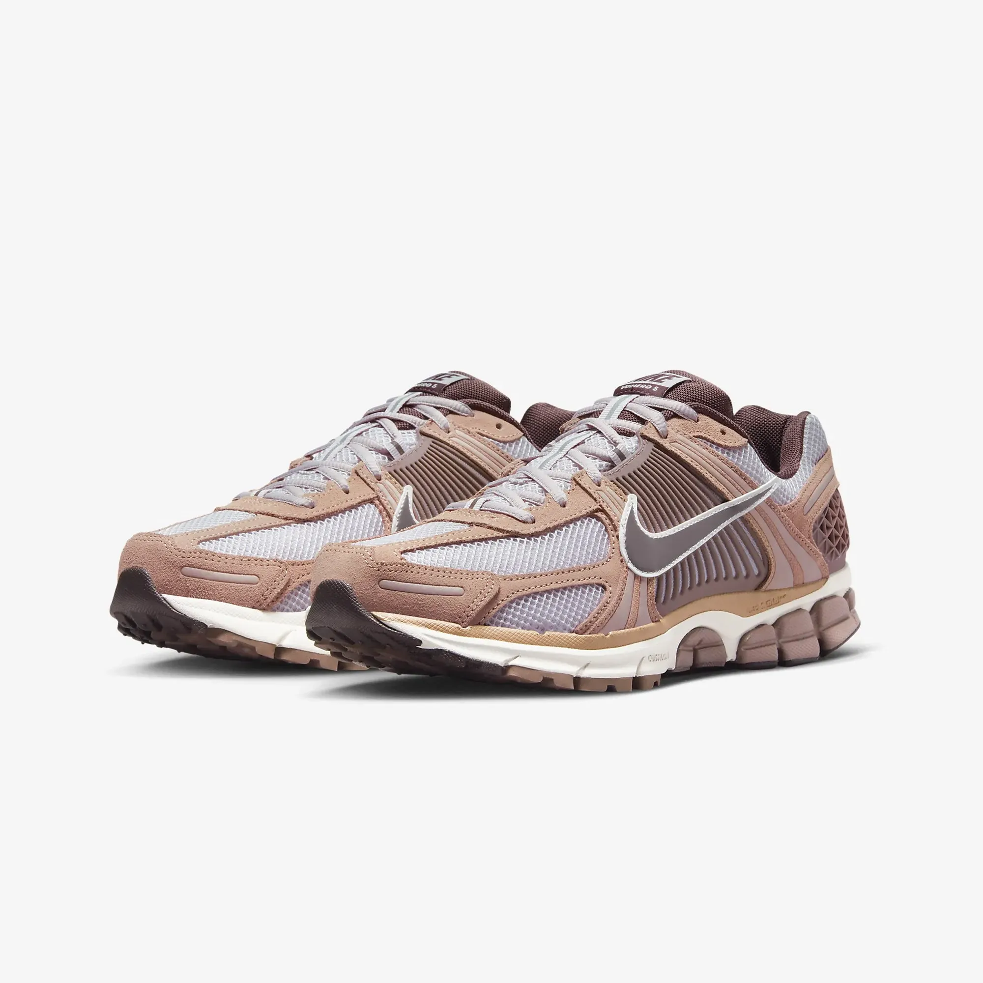 Nike | ZOOM VOMERO 5  { DUSTED CLAY/EARTH-PLATINUM VIOLET