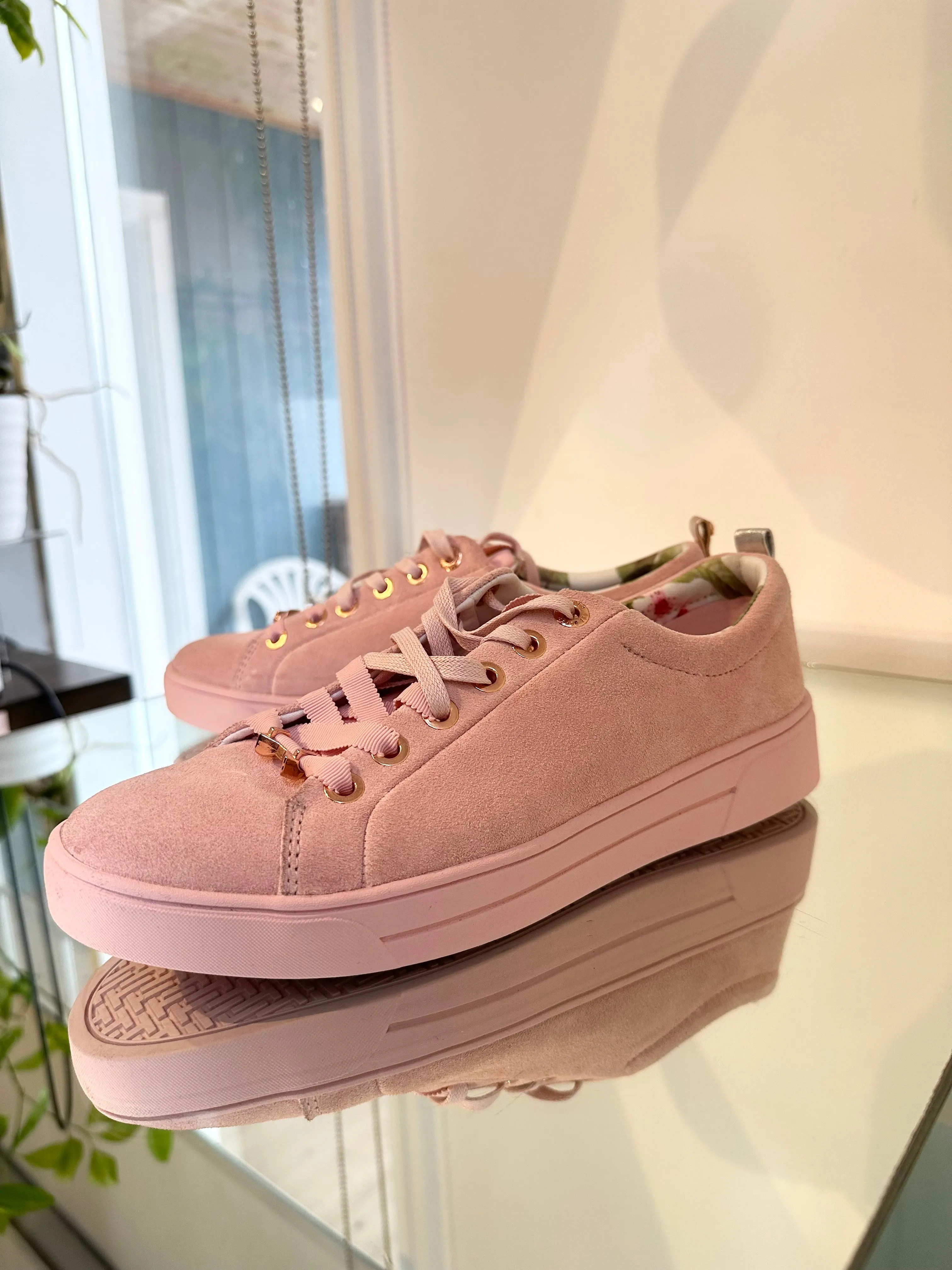 TED BAKER Kelleis Suede Lace Up Sneakers