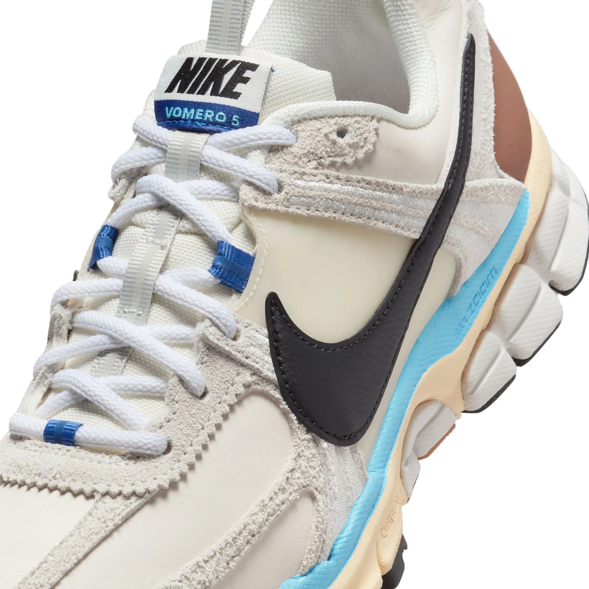 WMNS Nike Zoom Vomero 5 PRM Designed By Japan