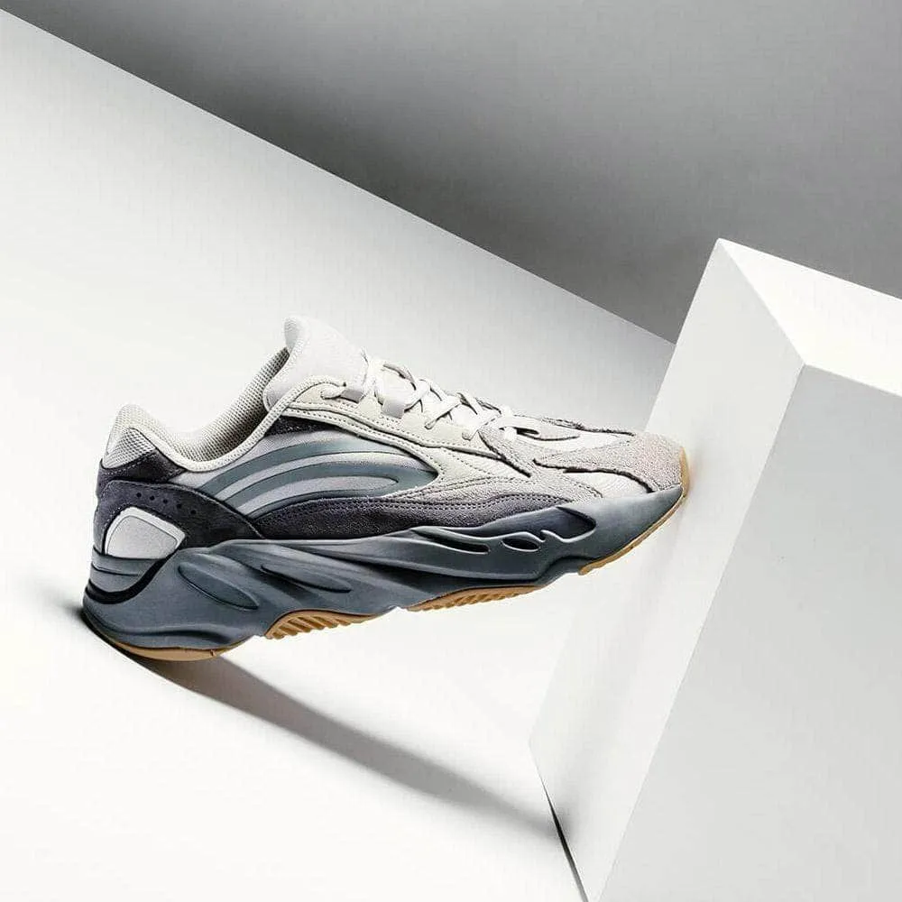 YEEZY BOOST 700 V2 TEPHRA